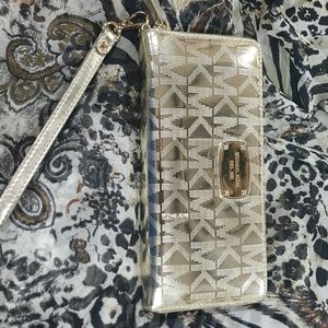 Micheal Kors Wallet